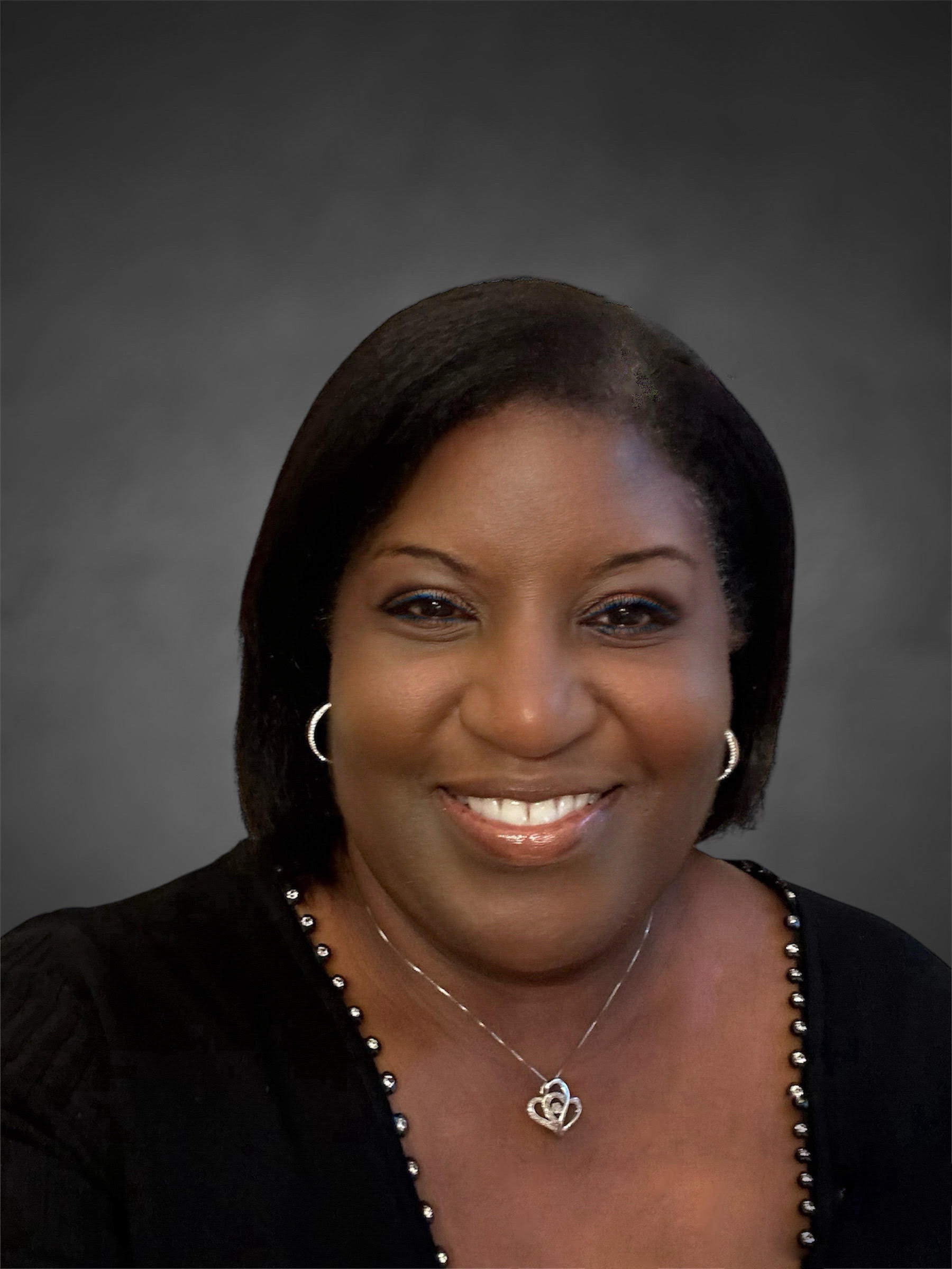 Calandra Lewis