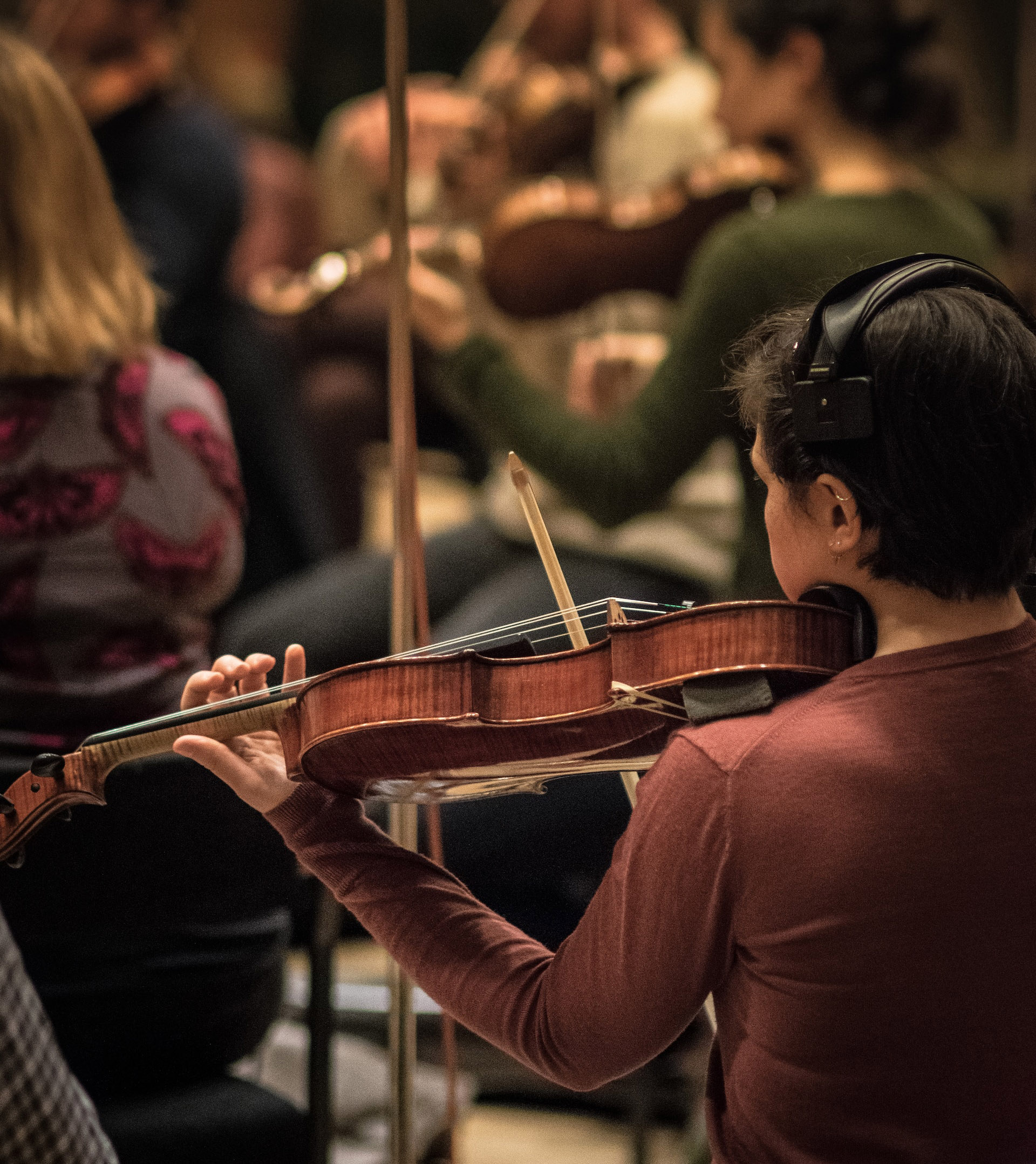 person playing violin