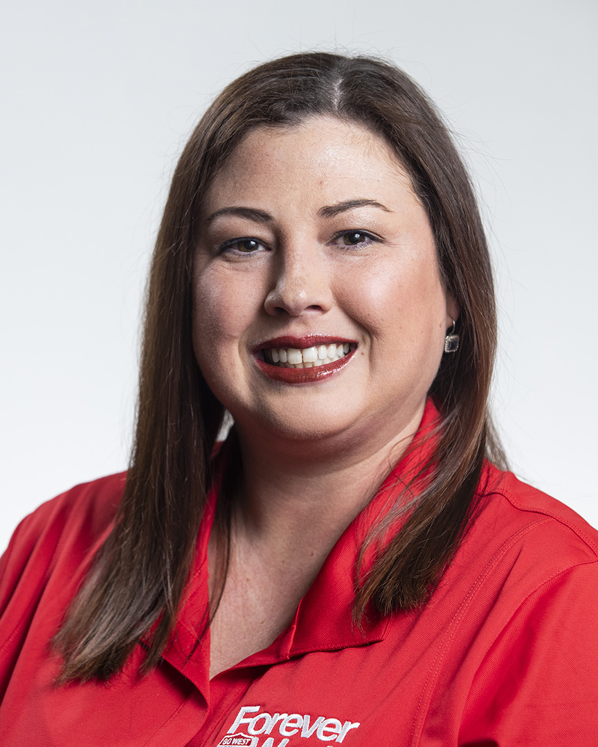 Pictured: Melanie Hildebrandt (George)
