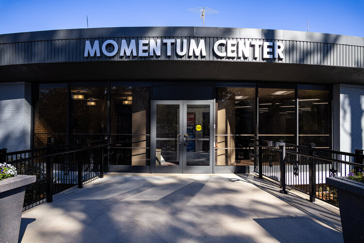 Momentum Center Right View