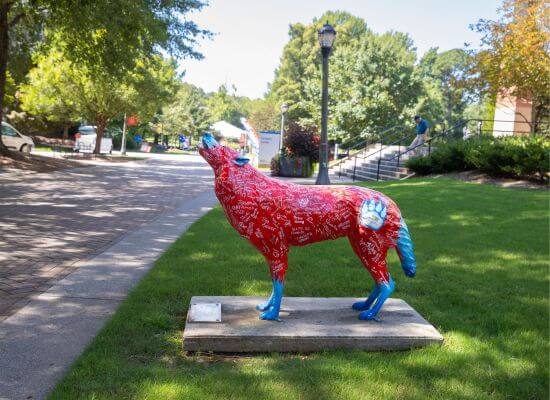 A wolf statue on UWG's campus