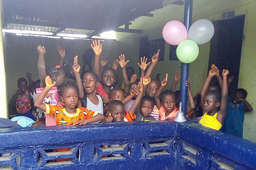 A groupd of Liberian children