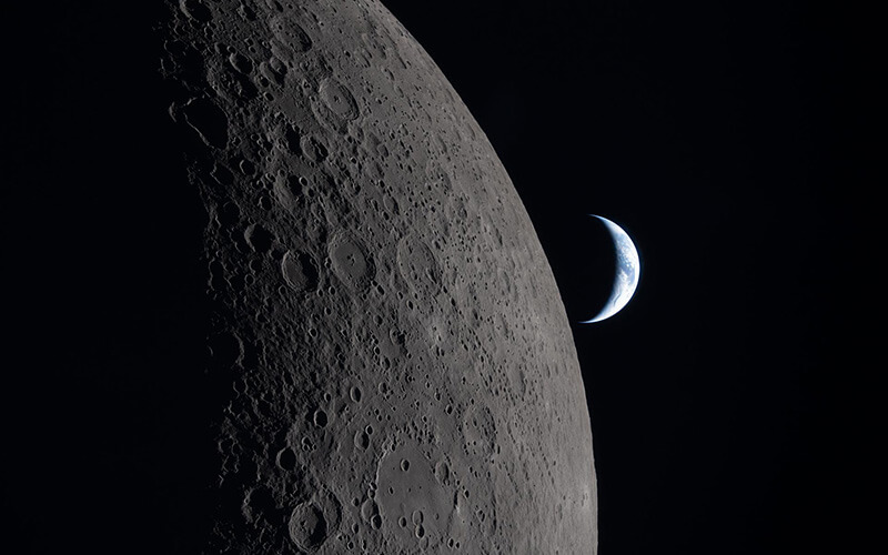 Capturing the Details of the Moon and the Beauty of Earth 