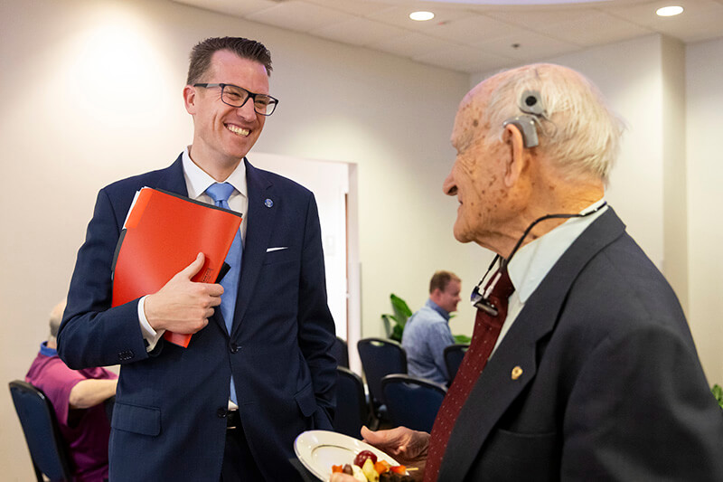 UWG President Brendan Kelly and Paul Cadenhead '44