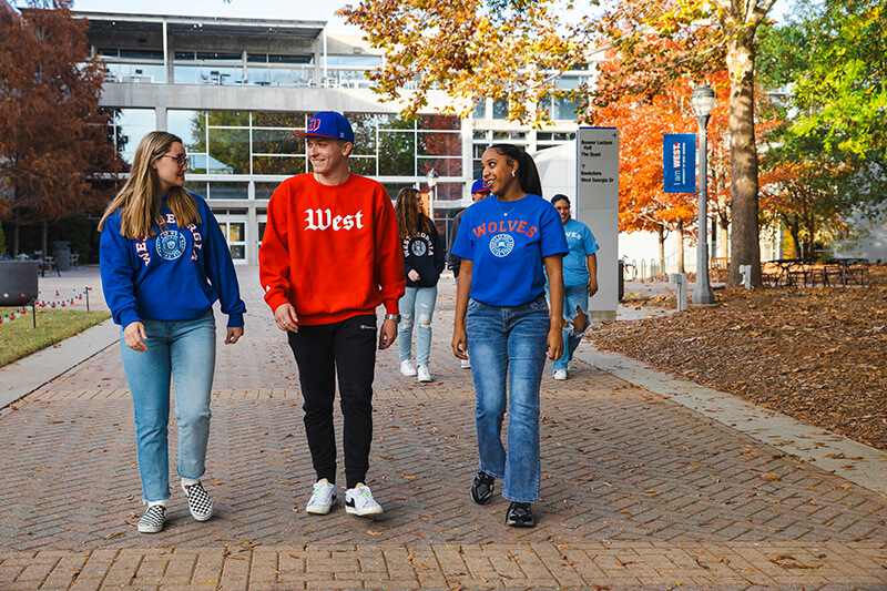 UWG students walking on campus