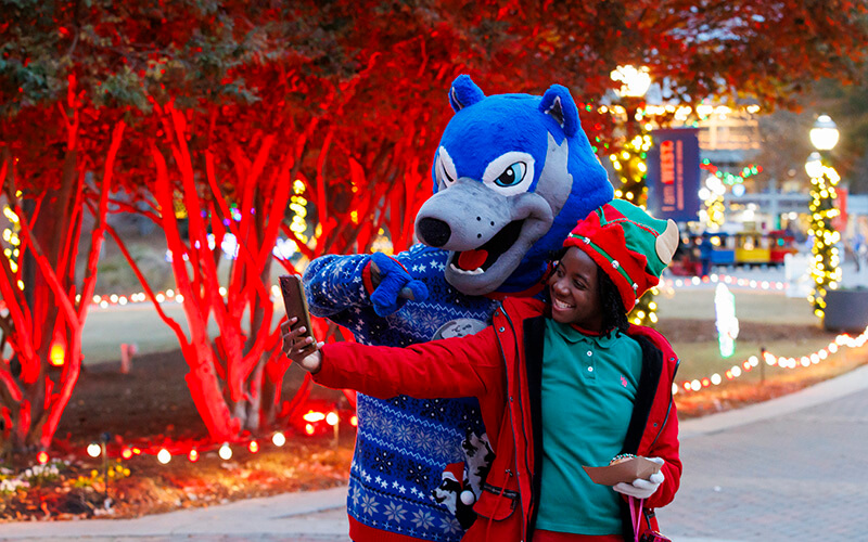 Wolfie and friend at UWG's Winter West