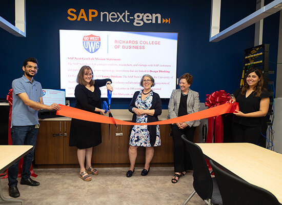 Ribbon-cutting ceremony for UWG RCOB SAP Lab