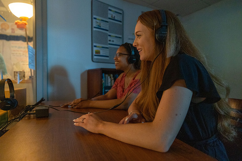 UWG students in the Early Learning Center's observation room