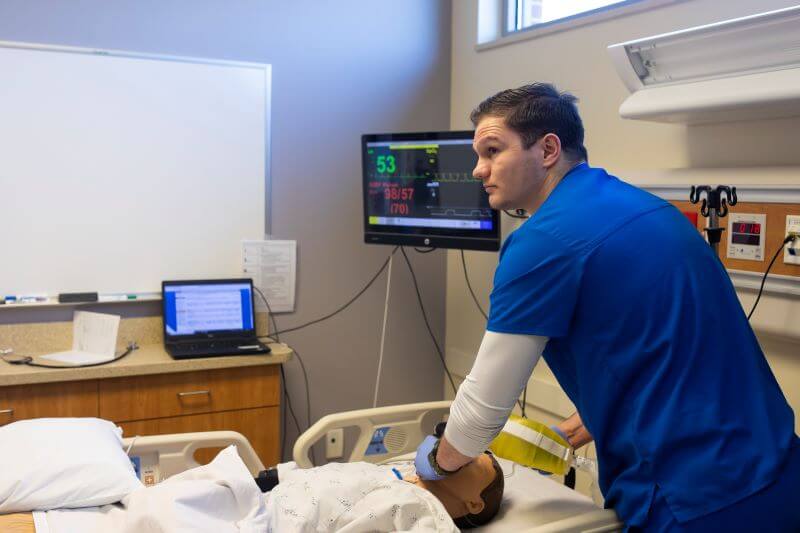 UWG nursing student in the simulation lab