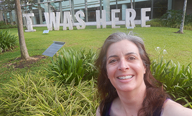 In June 2015, Associate Professor and Head of Instructional Services Anne Barnhart visited Singapore with three members of the Association of College & Research Libraries (ACRL) Immersion. The small team of ACRL Immersion Faculty trained 65 librarians from the National University of Singapore, Yale-NUS College, Singapore Management University, and Nanyang Technological University.
